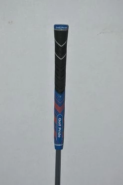 GolfRoots Like New Golf Pride Midsize MCC Plus 4 Black/Blue/Orange