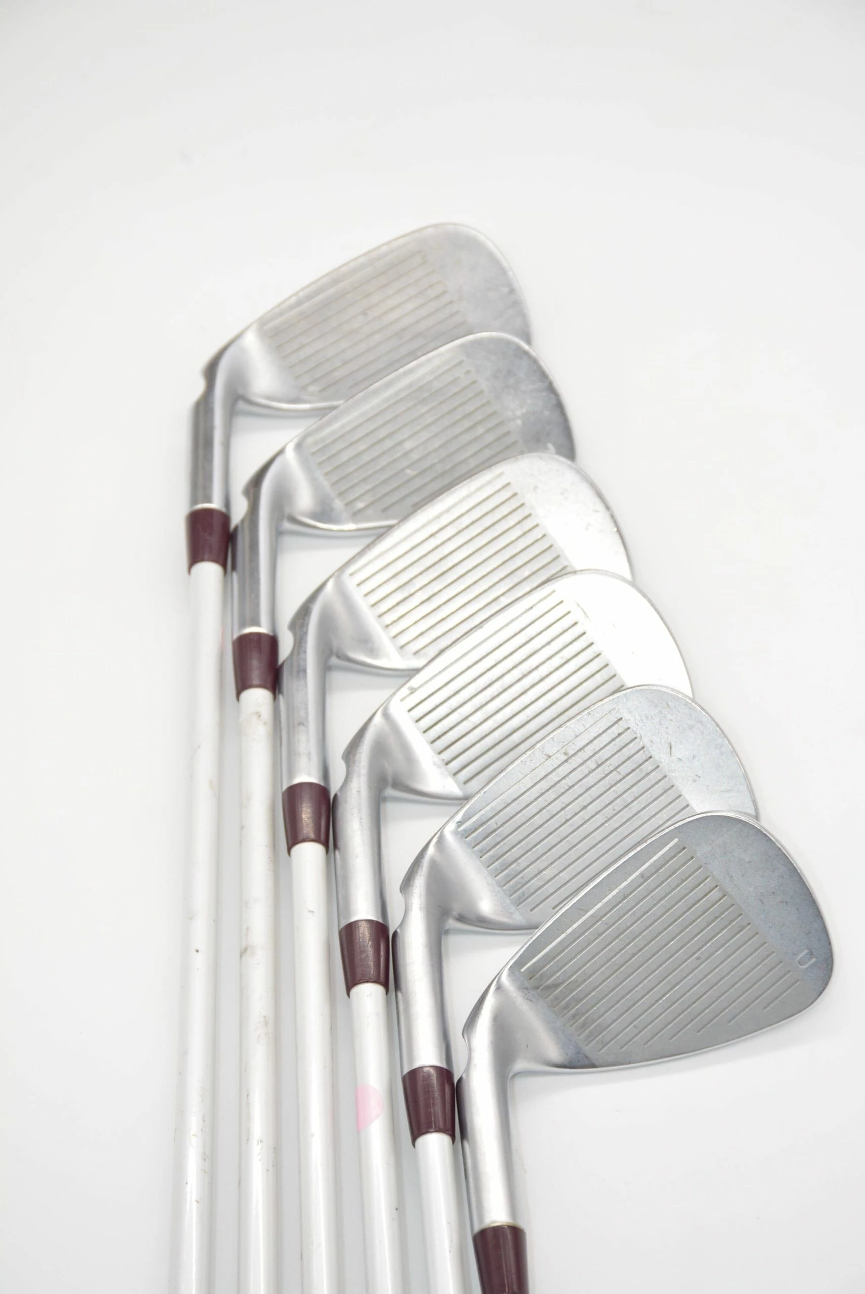 GolfRoots Women's Ping G Le2 6-GW Iron Set W Flex - Image 3